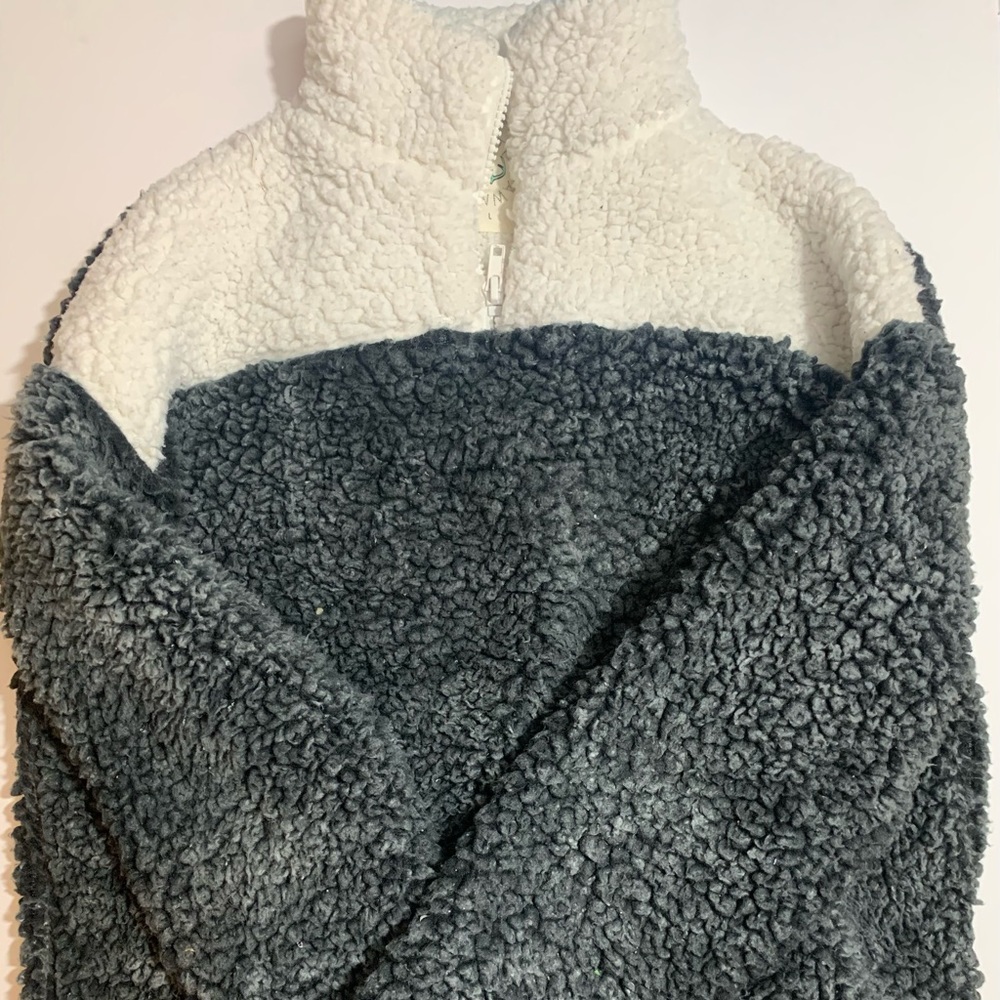 KIDS Fantastic Fawn Sherpa pull over